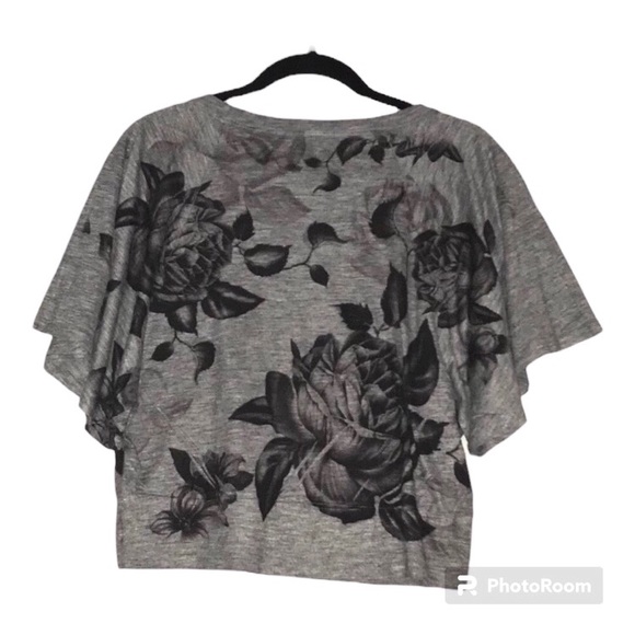 XXI Vintage Cropped Blouse Butterfly Sleeves Black Floral on Heathered Gray Med - Picture 4 of 7